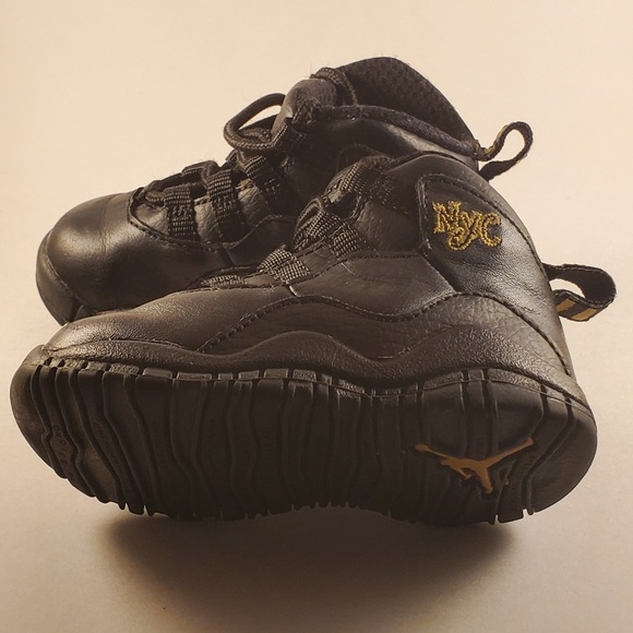 💥RETRO 10 JORDANS💥 - Picture 2 of 7